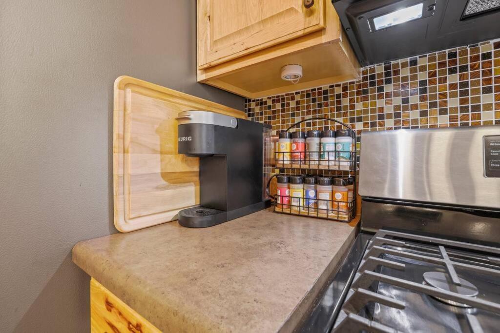 Charming Victorian Home - 2 Minutes To Downtown Lancaster Exteriör bild