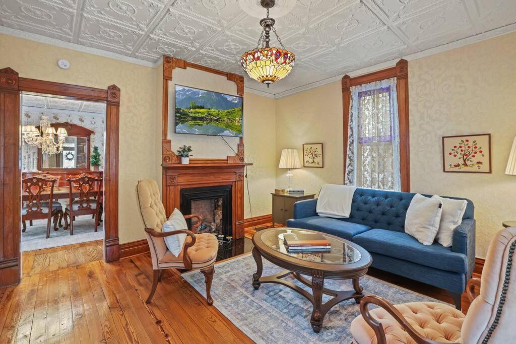 Charming Victorian Home - 2 Minutes To Downtown Lancaster Exteriör bild